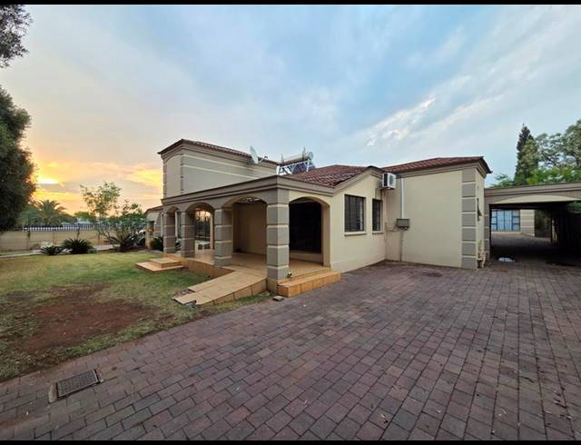 4 BEDROOM PROPERTY TO RENT IN ERASMIA